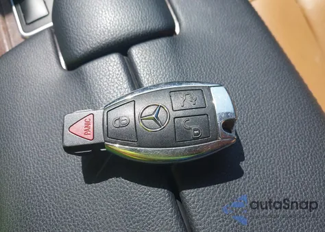 2012 Mercedes-Benz E 350 4Matic из США, поврежденный, VIN WDDHF8JBXCA602019